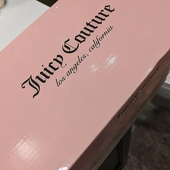 Juicy couture slippers - Picture 3 of 4